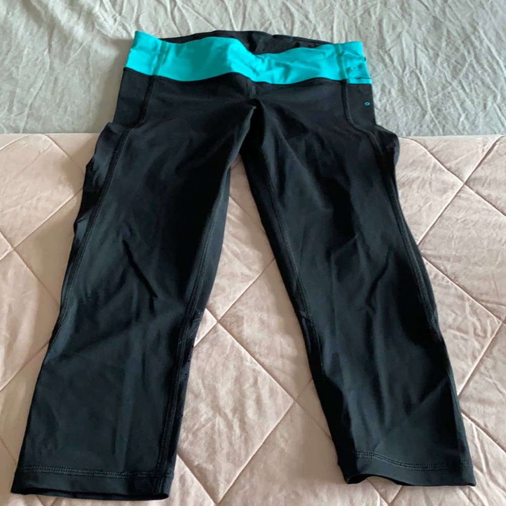 Lululemon water leggings.